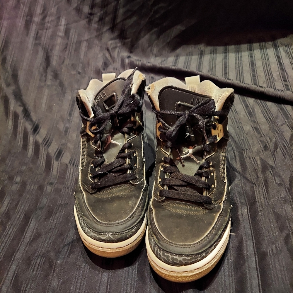 Jordan spizike lows